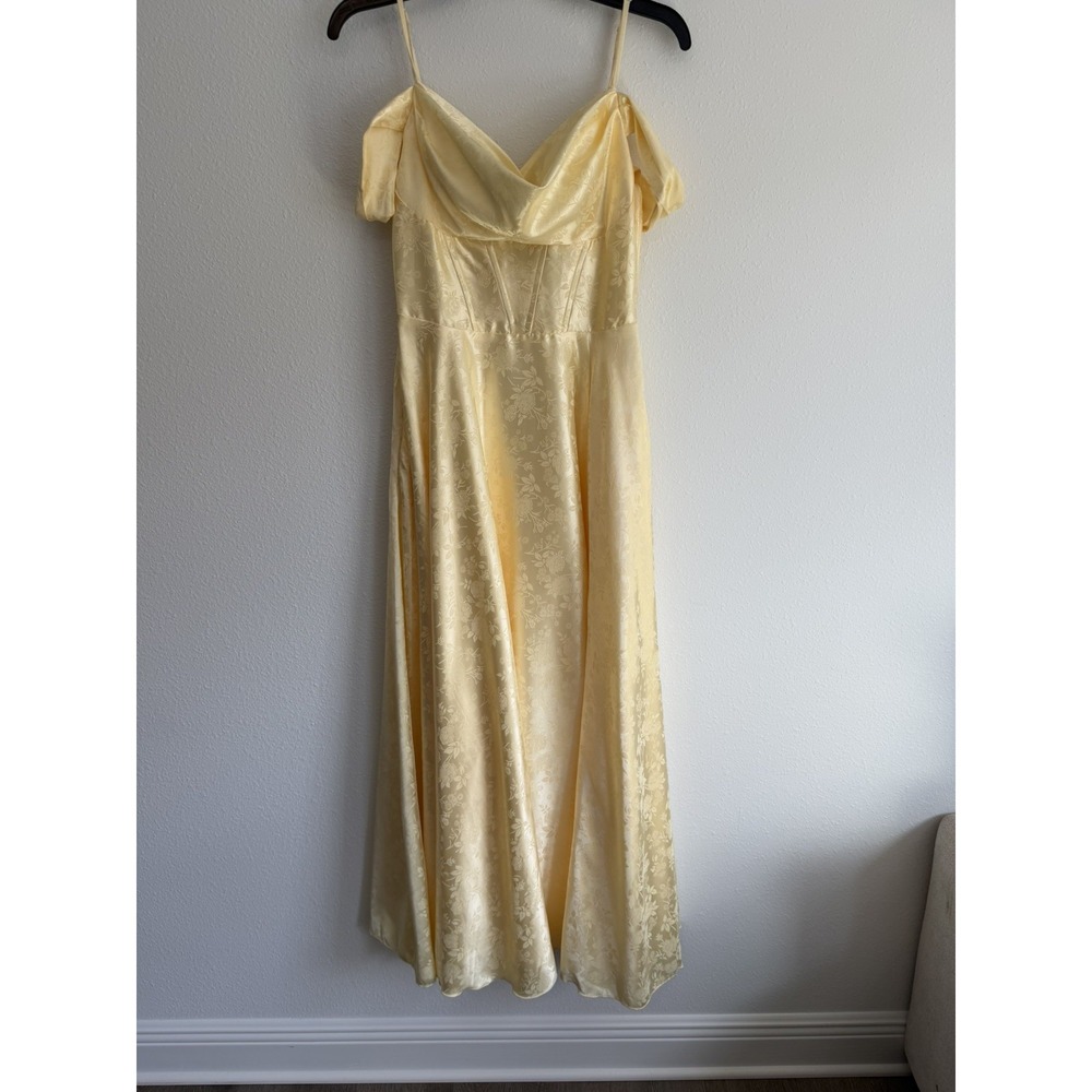 B DARLIN Womens YELLOW Lined Padded Up Back Formal Dress Juniors 5/6